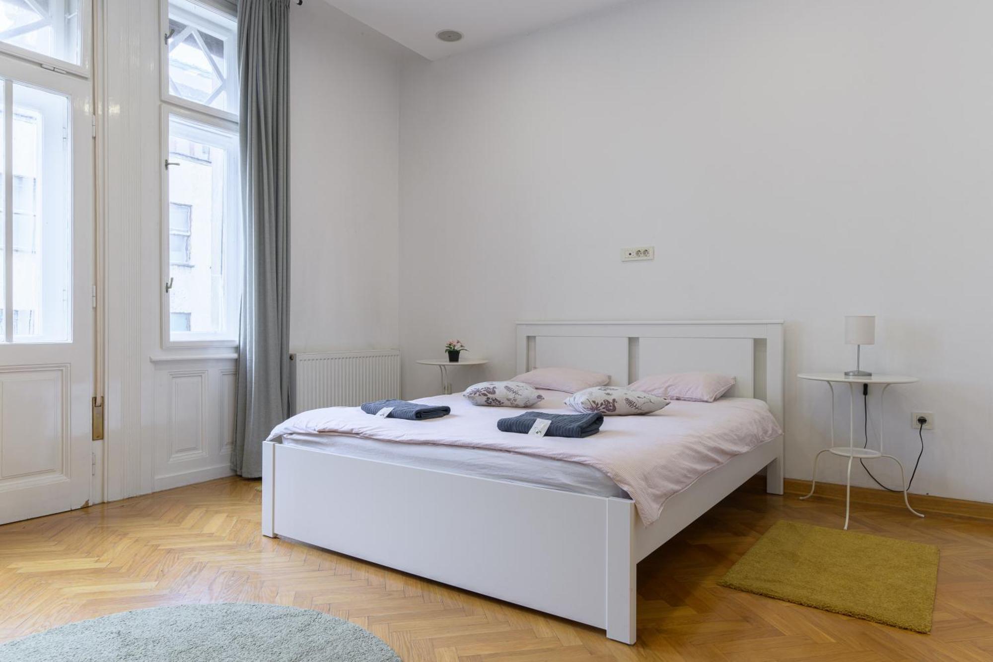 Apartment Luna Zagreb Bagian luar foto