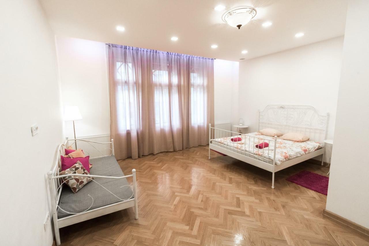 Apartment Luna Zagreb Bagian luar foto