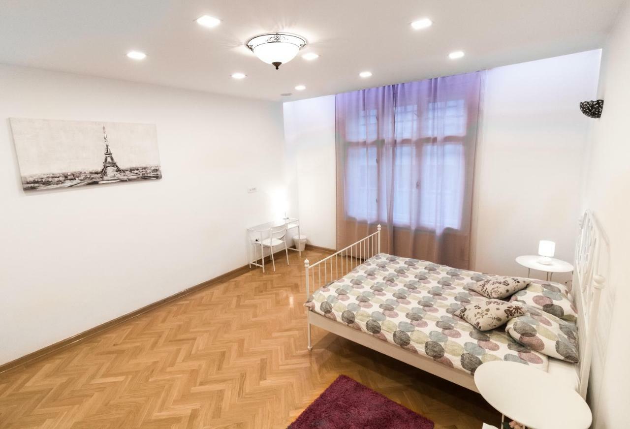 Apartment Luna Zagreb Bagian luar foto